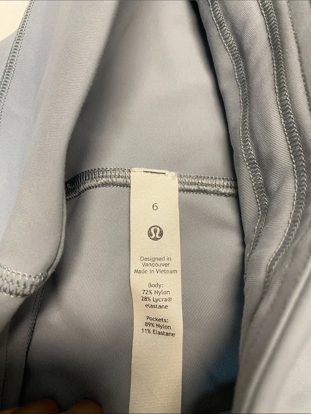 lululemon athletica women’s Light Gray Jogger-Style Performance Pants